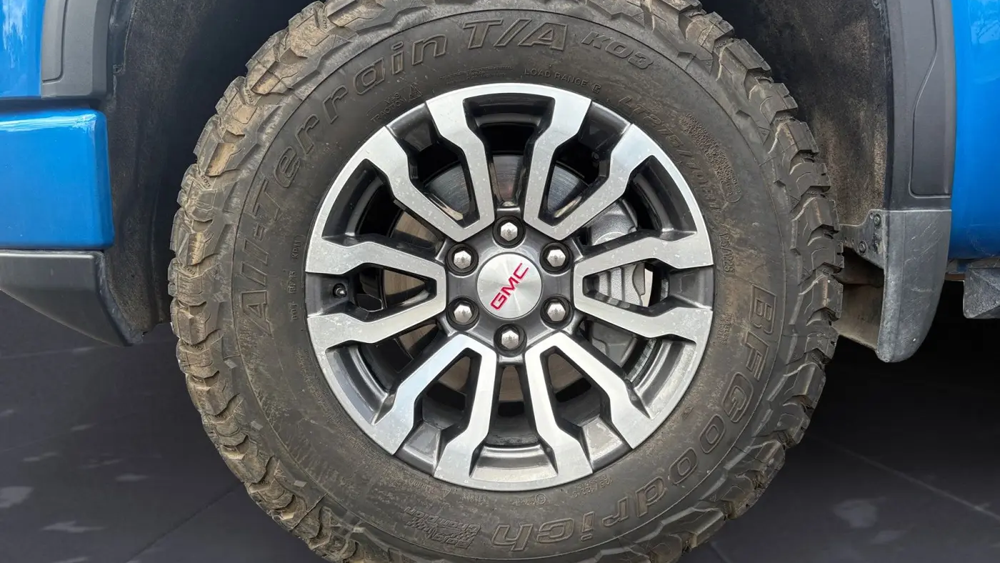 2023 GMC Sierra 1500 AT4