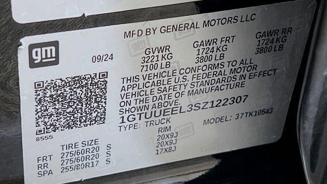 2025 GMC Sierra 1500 AT4