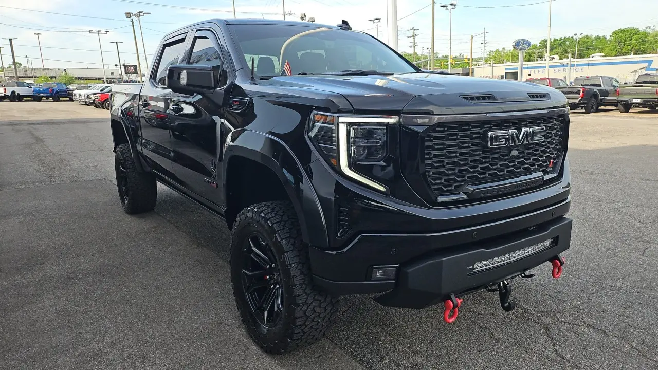 2025 GMC Sierra 1500 AT4