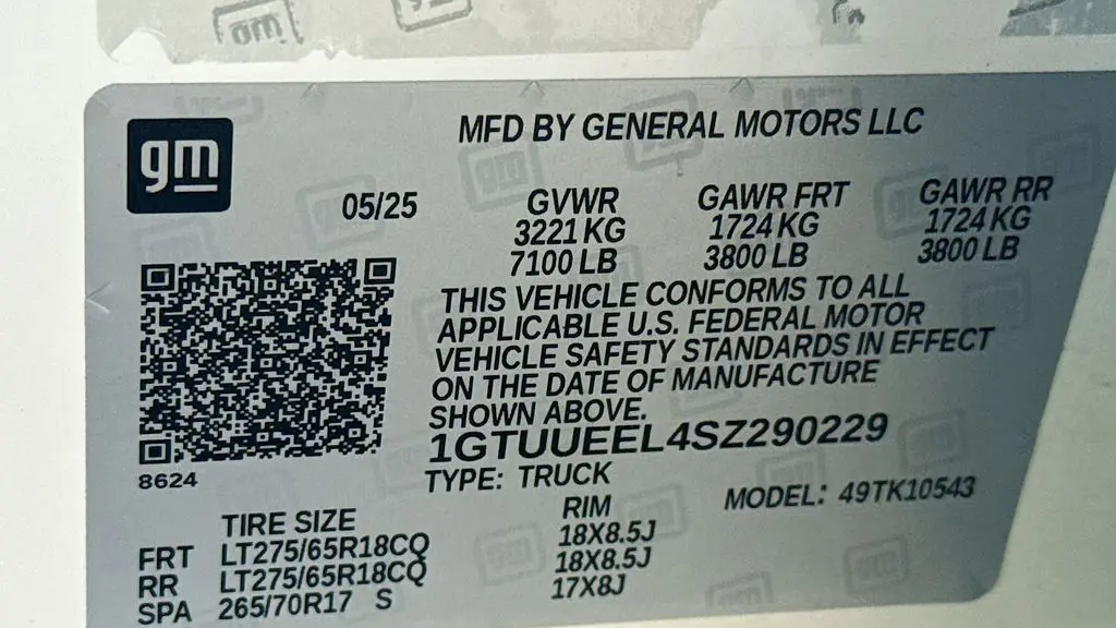 2025 GMC Sierra 1500 AT4