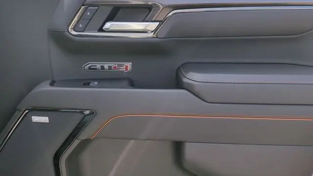 2025 GMC Sierra 1500 AT4