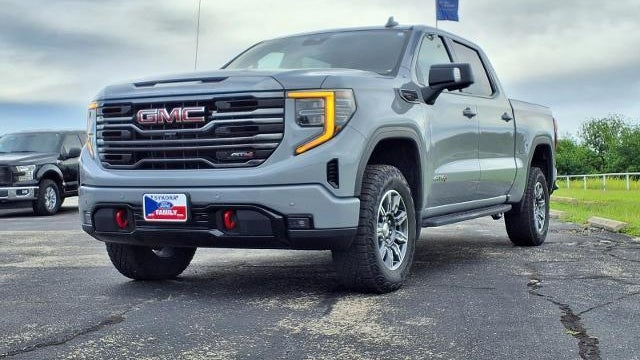 2024 GMC Sierra 1500 AT4