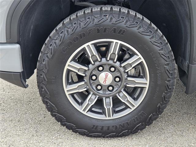 2024 GMC Sierra