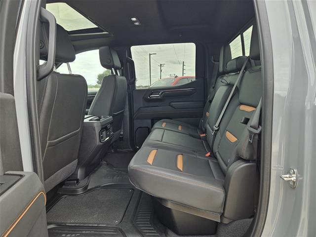 2024 GMC Sierra