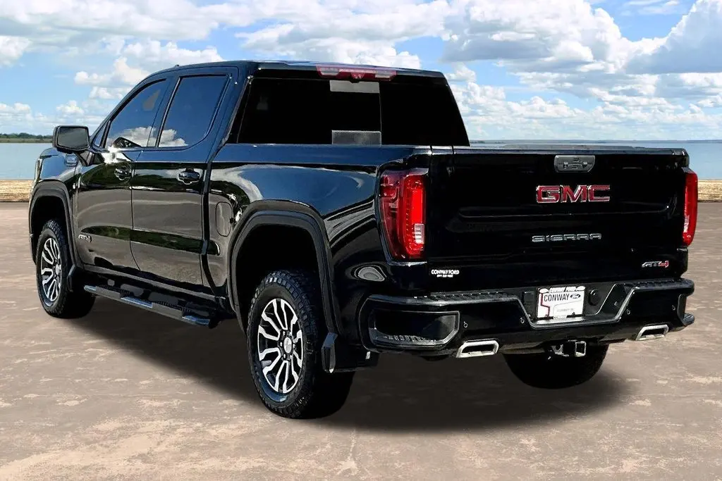 2023 GMC Sierra - $49,998