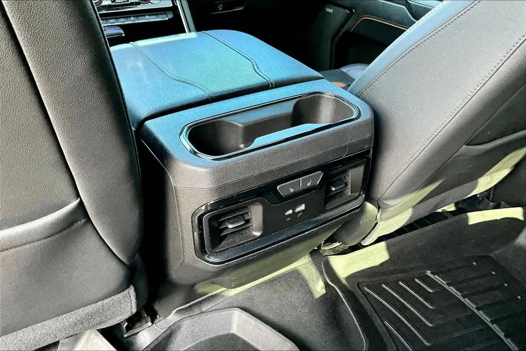 2023 GMC Sierra - $49,998