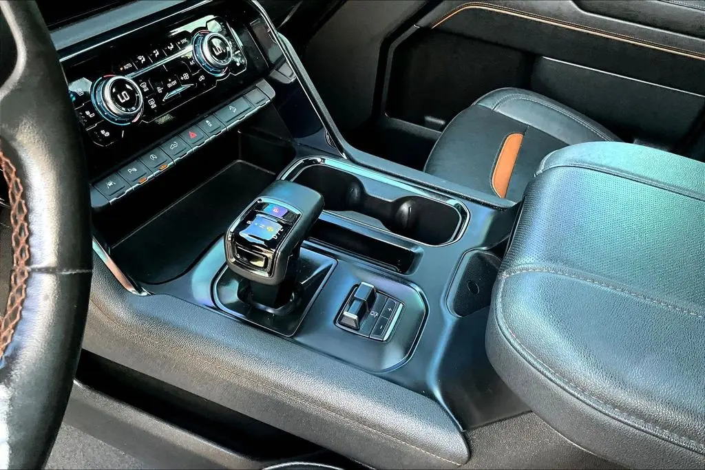 2023 GMC Sierra - $49,998