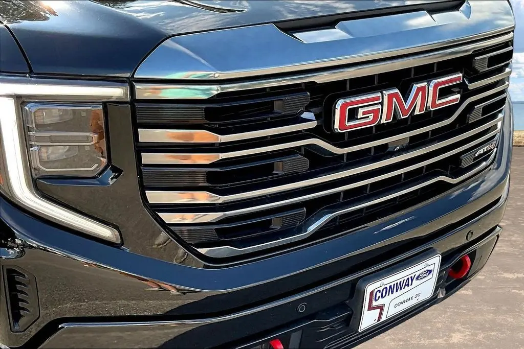 2023 GMC Sierra - $49,998