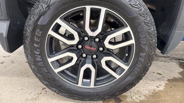2022 GMC Sierra 1500 AT4