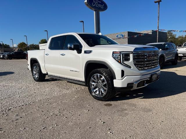 2024 GMC Sierra - $51,900