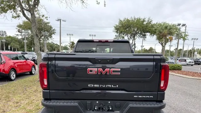 2025 GMC Sierra 1500 Denali