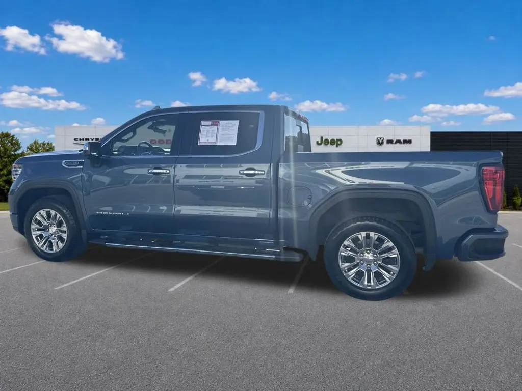 2024 GMC Sierra - $43,899