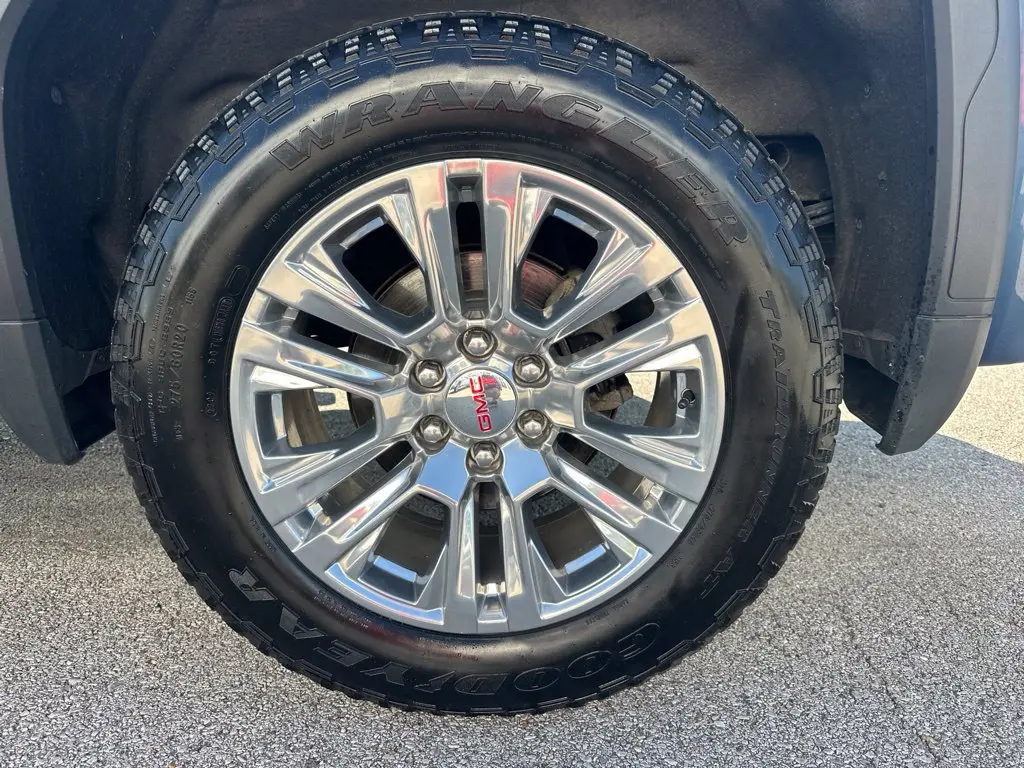 2024 GMC Sierra - $43,899