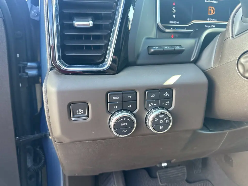 2024 GMC Sierra - $43,899