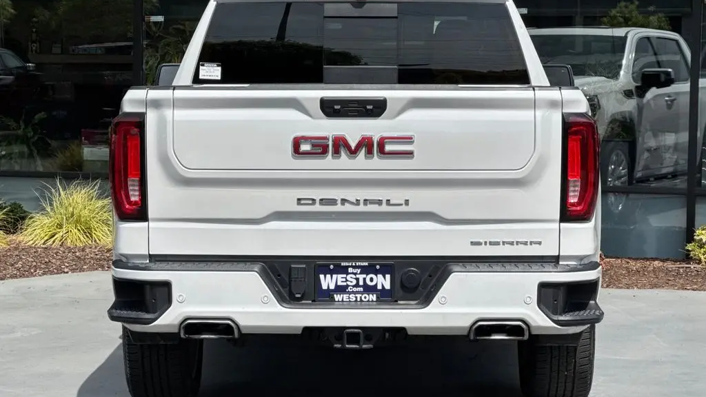 2025 GMC Sierra 1500 Denali