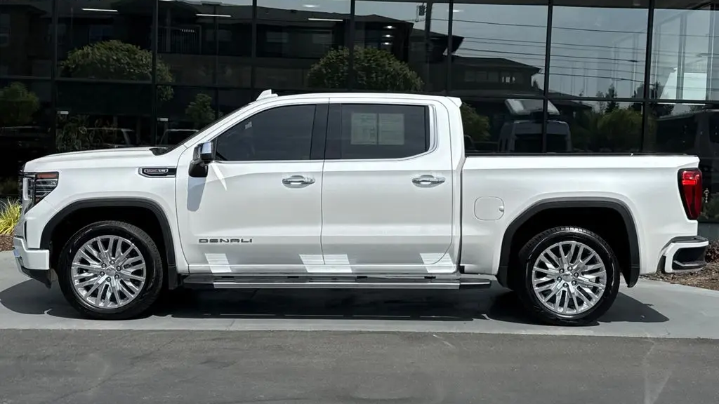 2025 GMC Sierra 1500 Denali