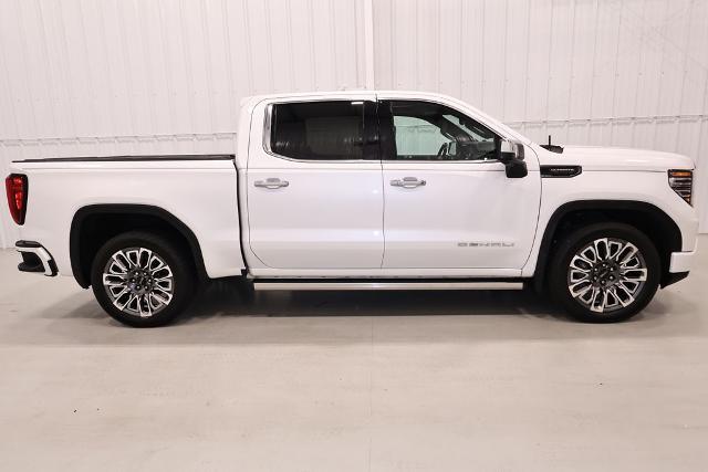 2023 GMC Sierra 1500 Denali Ultimate — photo 1 of 12