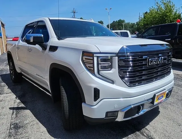2023 GMC Sierra - $62,495