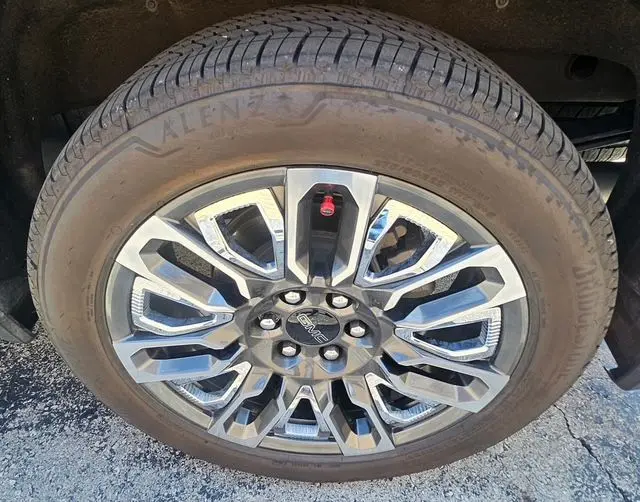 2023 GMC Sierra - $62,495