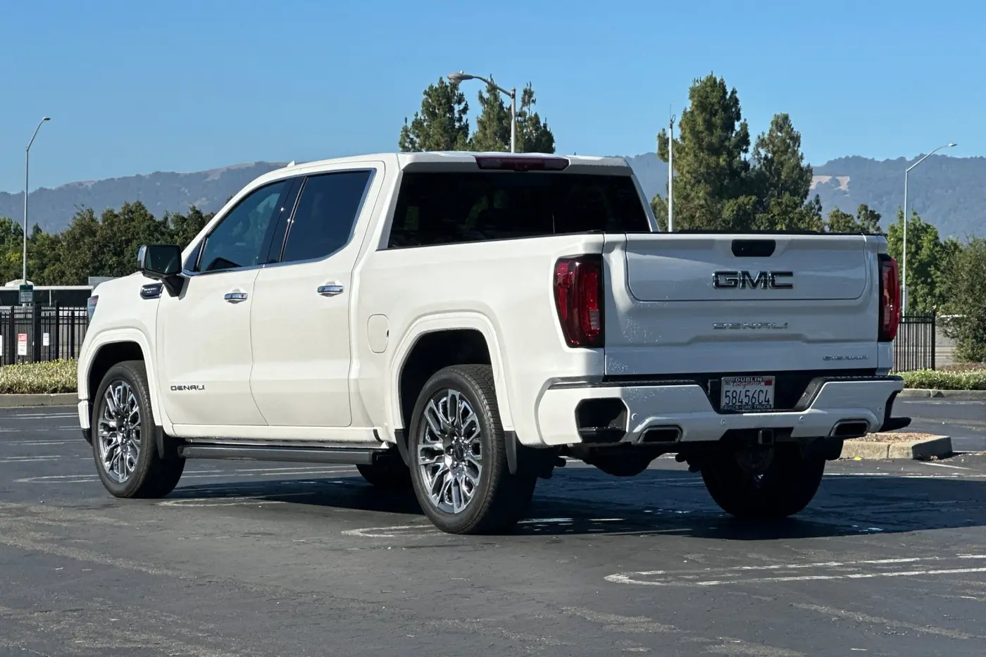 2025 GMC Sierra