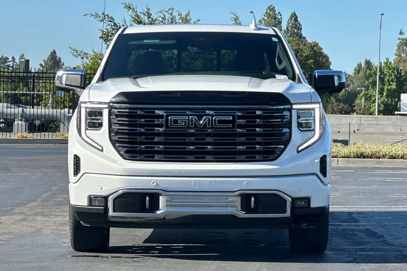 2025 GMC Sierra
