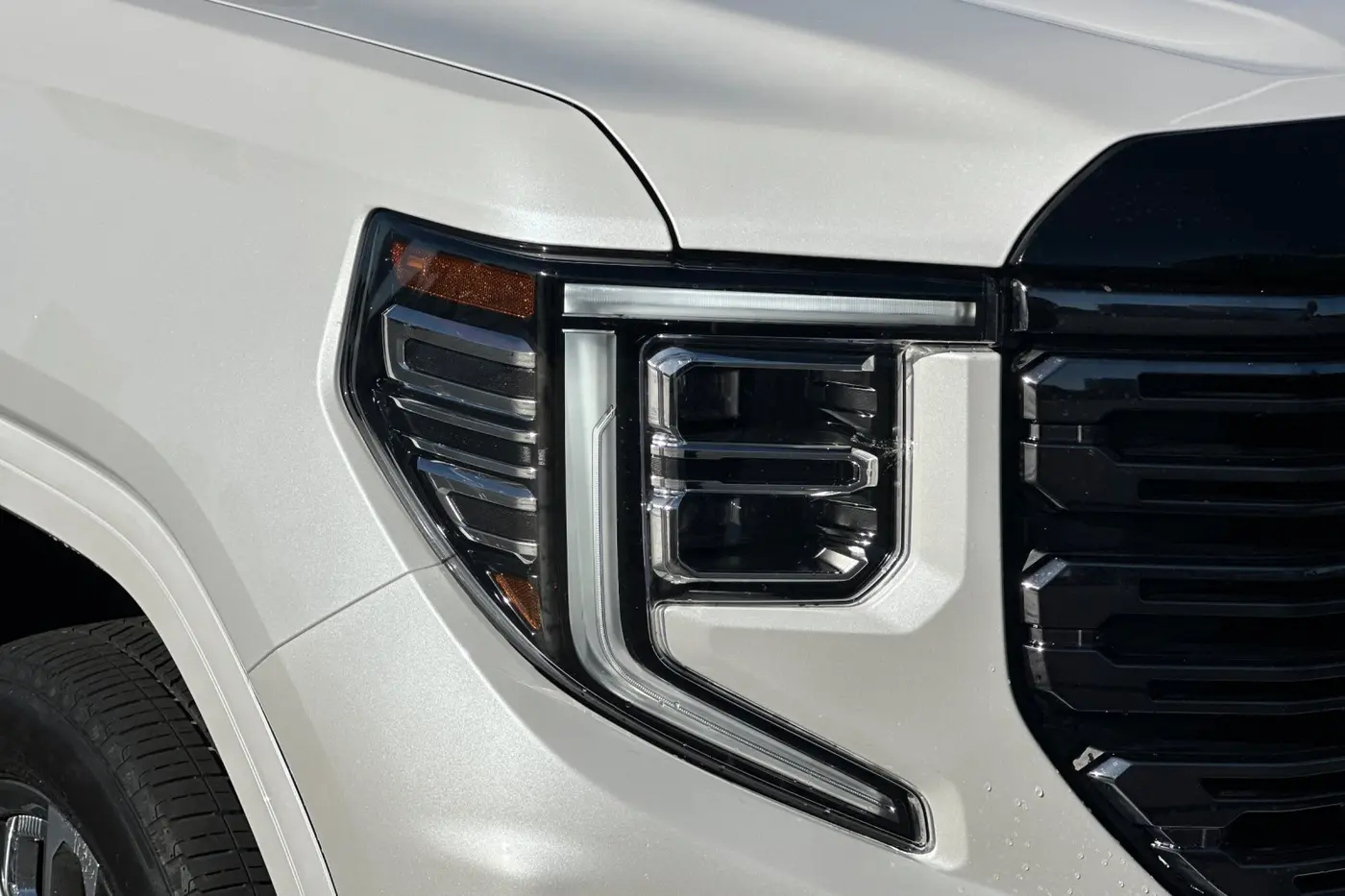 2025 GMC Sierra