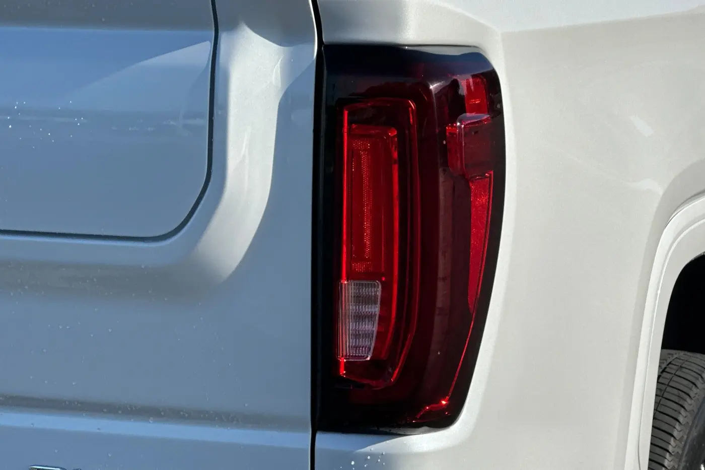2025 GMC Sierra