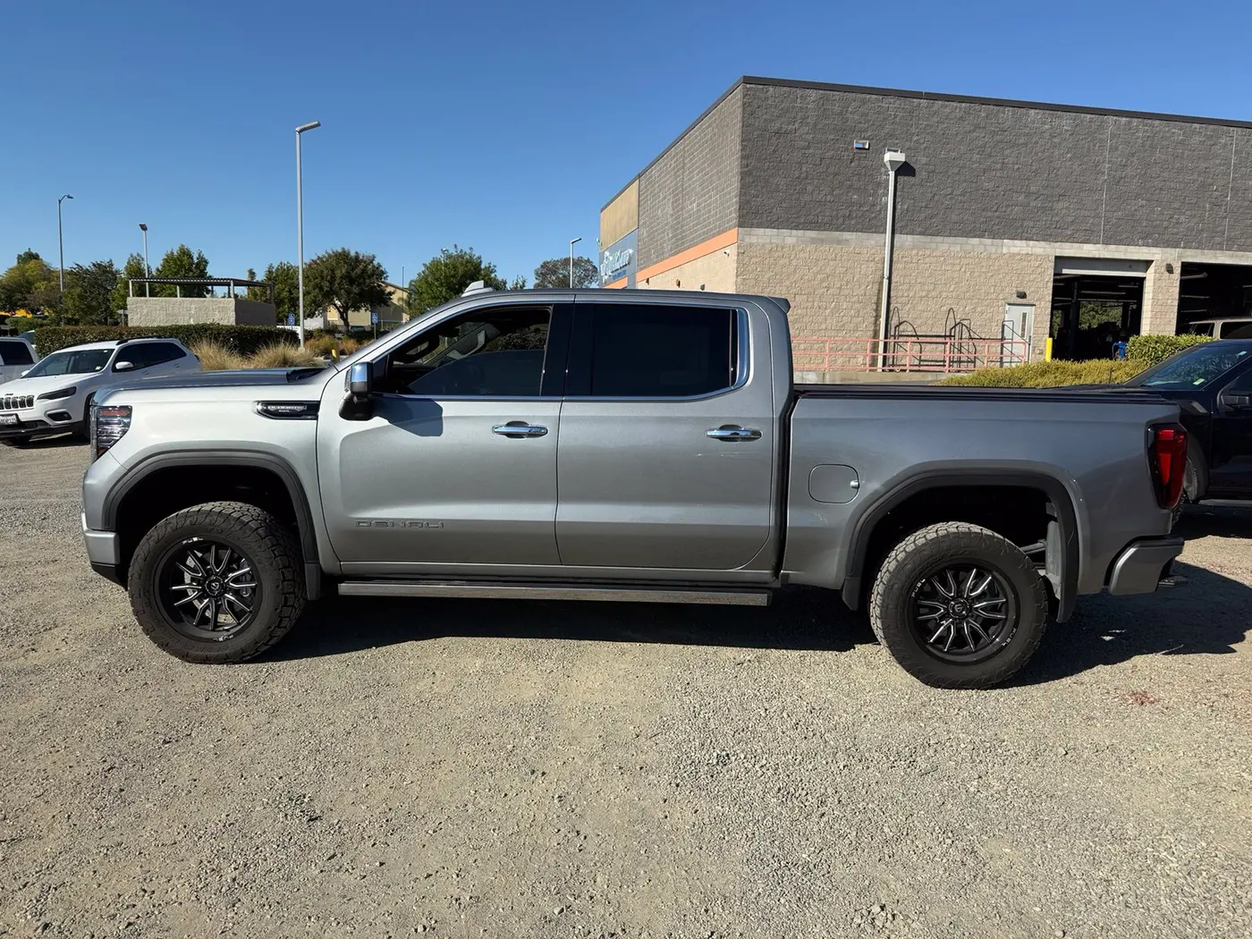2025 GMC Sierra - $67,000