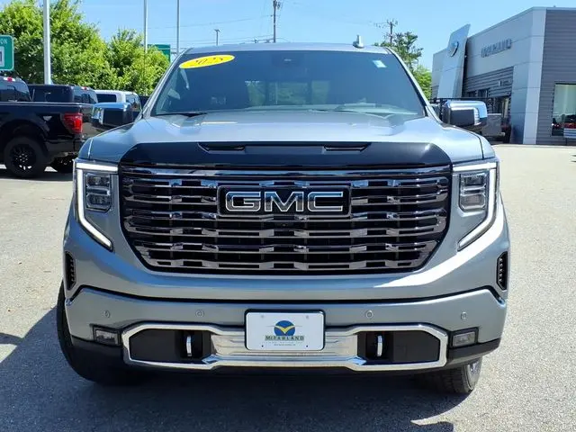 2025 GMC Sierra - $65,603