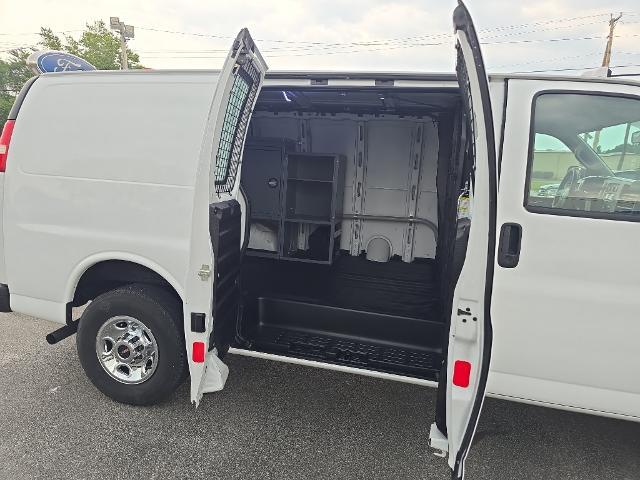 2017 GMC Savana - $22,995