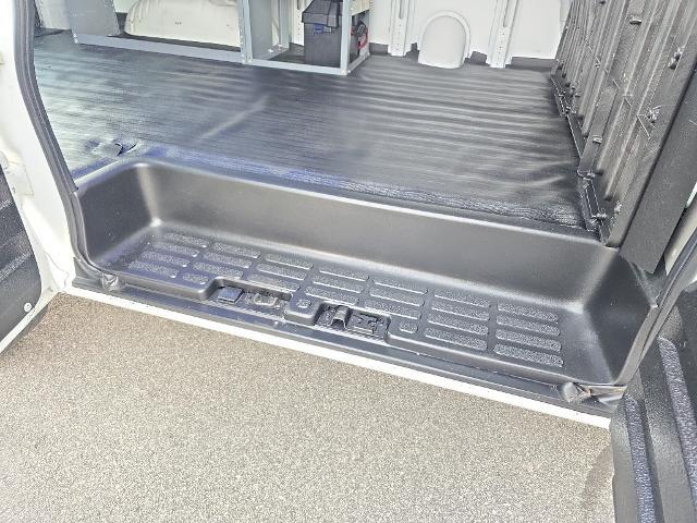 2017 GMC Savana - $22,995