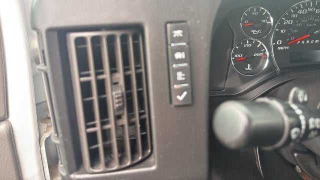 2017 GMC Savana 2500