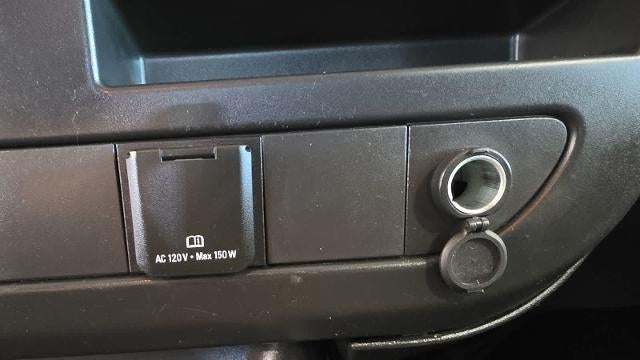 2023 GMC Savana 2500