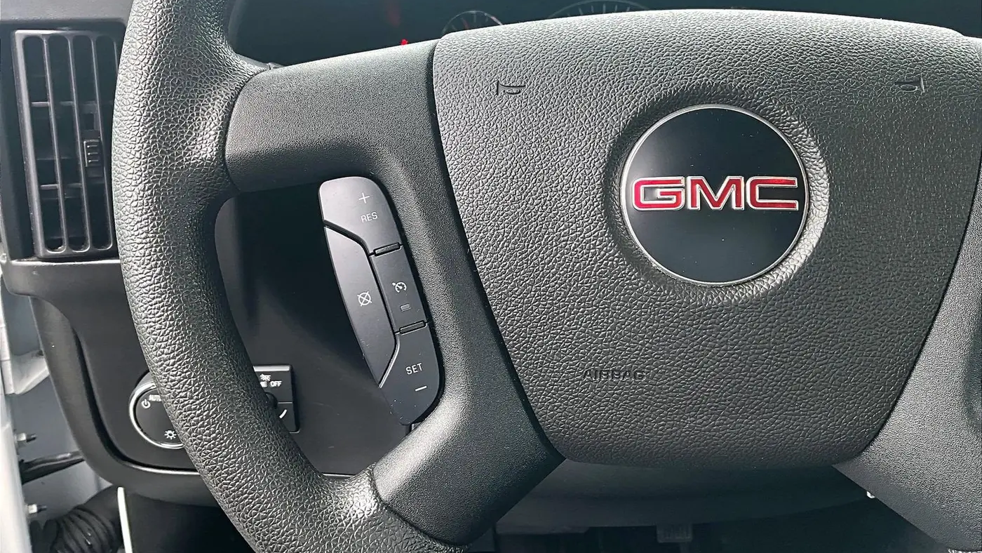 2023 GMC Savana 2500
