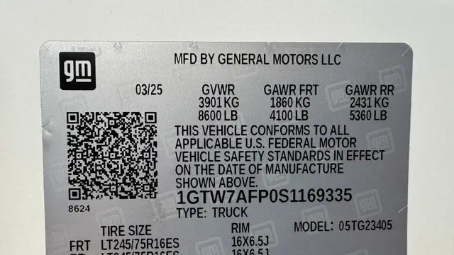 2025 GMC Savana 2500
