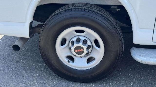 2025 GMC Savana 2500