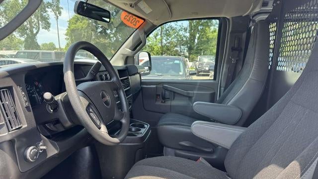 2025 GMC Savana 2500