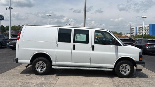 2021 GMC Savana 2500