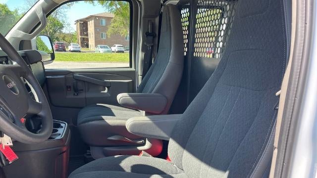 2024 GMC Savana 2500