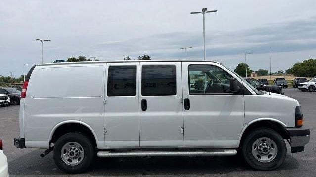 2024 GMC Savana 2500