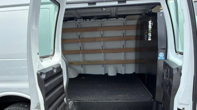 2024 GMC Savana 2500