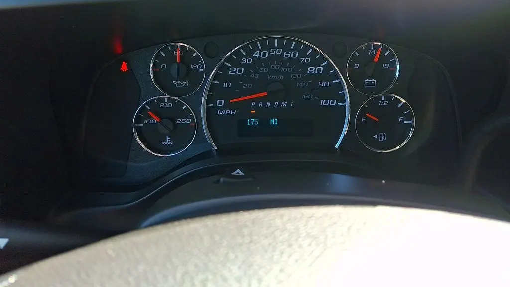 2025 GMC Savana 2500