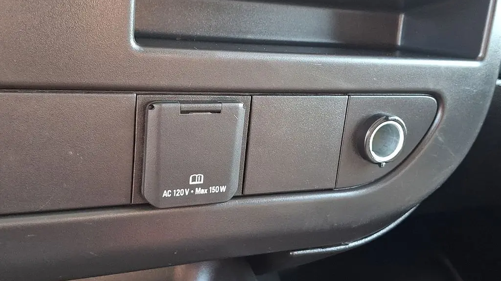 2025 GMC Savana 2500