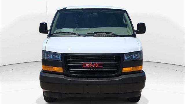 2026 GMC Savana 2500