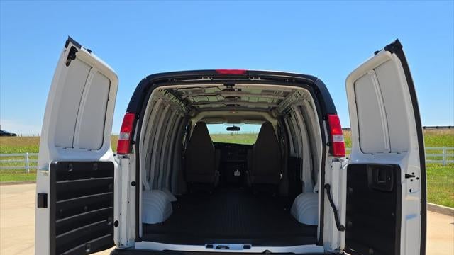 2026 GMC Savana 2500