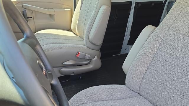 2026 GMC Savana 2500