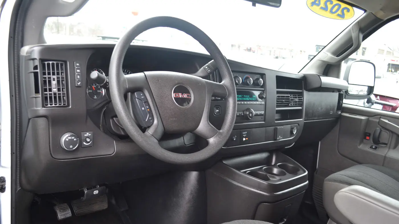 2024 GMC Savana 2500