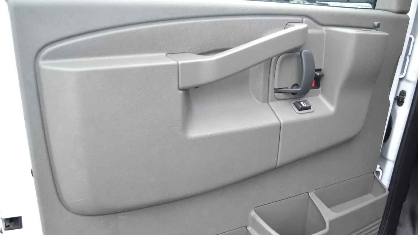 2024 GMC Savana 2500