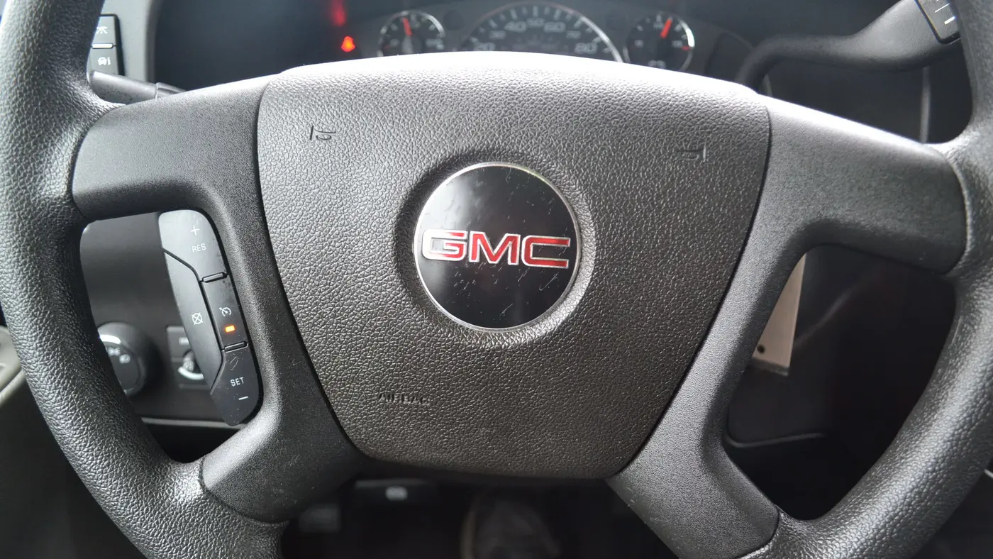 2024 GMC Savana 2500