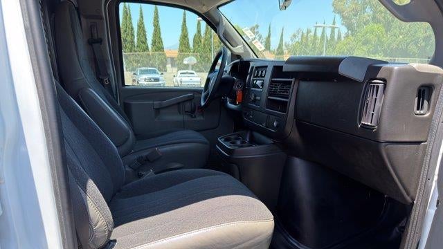 2024 GMC Savana 2500